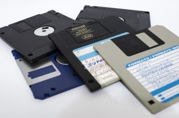 floppy-disk-214975_640_PublicDomainPictures